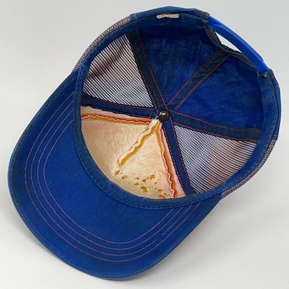 Vintage 80 Vintage 80s Bass Cat Fishing Boats Trucker Hat Baseball Cap Mesh Snapback Blue